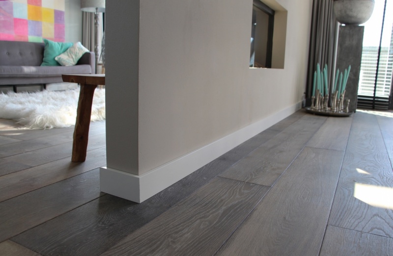 MDF plint met folie Intercombi MDF plint met folie Intercombi